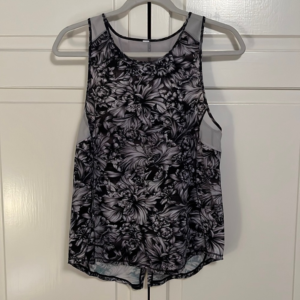 Black and white floral Lululemon tank top